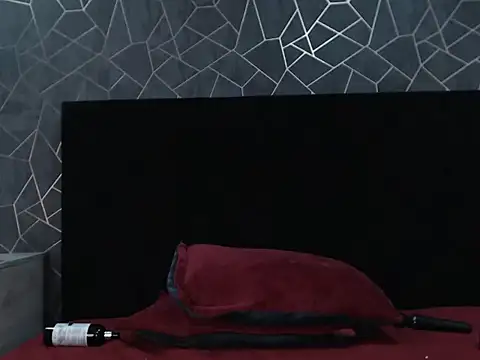 Snapshot of dahiana_klimt chatting on 7, 10, 2025 dahiana klimt online show from 7, 10, 2025