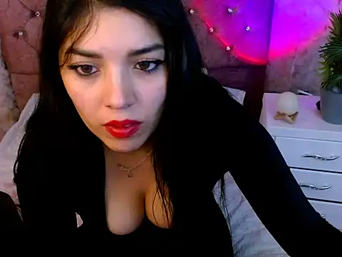 dreams girl online show from 9, 10, 2025