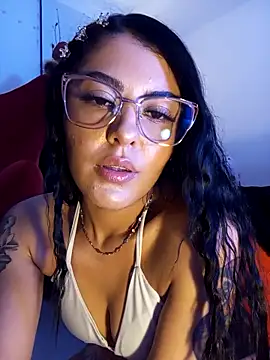 ValeNiitaLuv online show from 10, 10, 2025