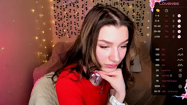 Snapshot of LinaBlossom_ chatting on 20, 11, 2025 LinaBlossom online show from 20, 11, 2025