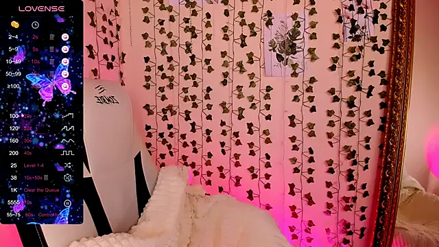 LinaBlossom  online show from 24, 2, 2026