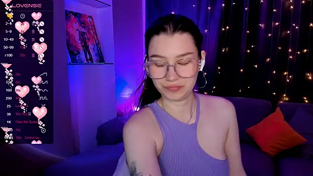 Snapshot of LinaBlossom_ chatting on 6, 7, 2026 LinaBlossom online show from 6, 7, 2026