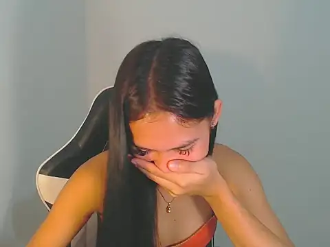 hugecock petite online show from 7, 11, 2025