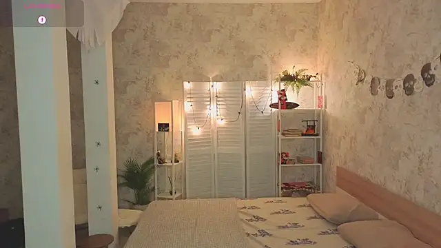 Snapshot of ReneeLippeatt chatting on 2, 11, 2025 ReneeLippeatt online show from 2, 11, 2025