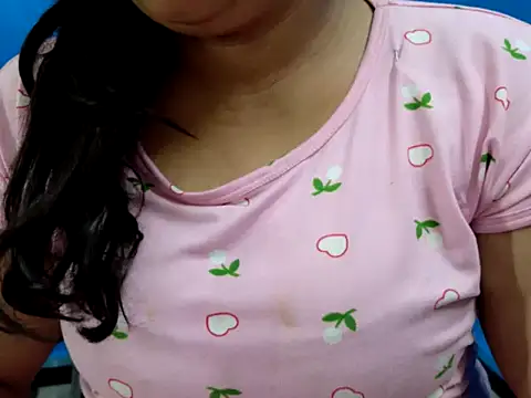 Snapshot of tamilqueenbaby chatting on 11, 10, 2025 tamilqueenbaby online show from 11, 10, 2025