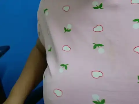 Snapshot of tamilqueenbaby chatting on 21, 10, 2025 tamilqueenbaby online show from 21, 10, 2025