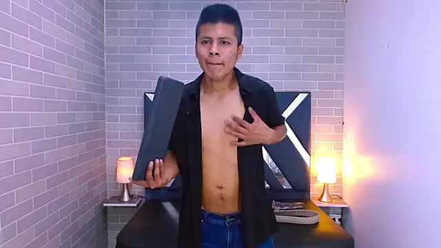 Snapshot of marcus_hans_ chatting on 14, 11, 2025 marcus hans online show from 14, 11, 2025