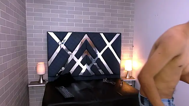 Snapshot of marcus_hans_ chatting on 21, 11, 2025 marcus hans online show from 21, 11, 2025