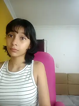 xoxo milk online show from 5, 10, 2025