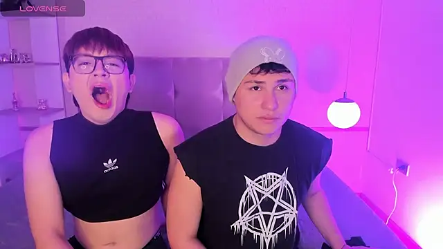 Boy2Boy Aheat online show from 11, 10, 2025