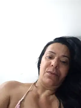 lucineia7 online show from 28, 4, 2026