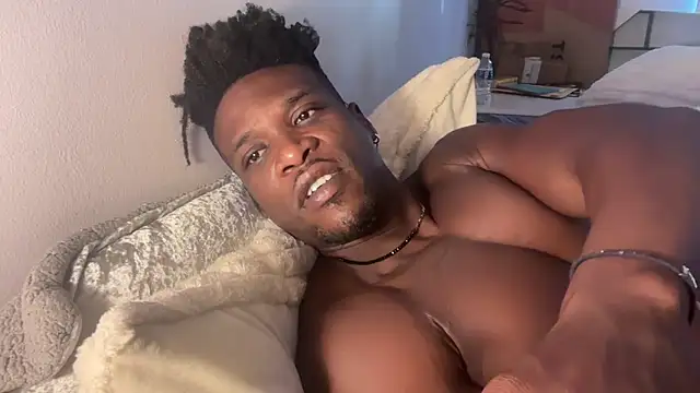 Snapshot of MrDaddyBlackNi9e chatting on 24, 9, 2025 MrDaddyBlackNi9e online show from 24, 9, 2025