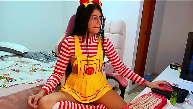 Julieta Rose19 online show from 31, 10, 2025