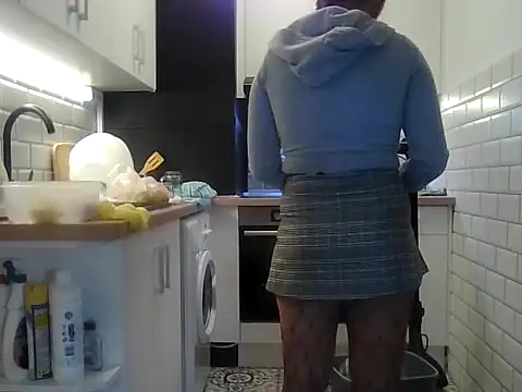 Snapshot of HotLenaX chatting on 24, 10, 2025 HotLenaX online show from 24, 10, 2025