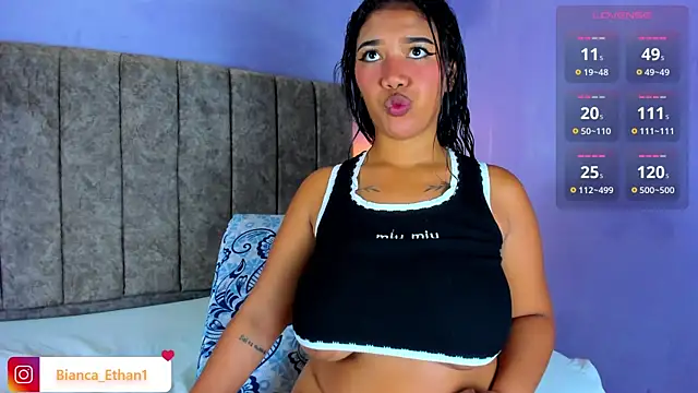 Snapshot of Bianca_Ethan chatting on 27, 11, 2025 Bianca Ethan online show from 27, 11, 2025