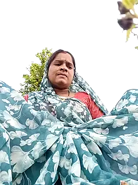 Snapshot of Cuty_prathna chatting on 23, 11, 2025 Cuty prathna online show from 23, 11, 2025