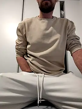 Snapshot of AD_Vu chatting on 2, 11, 2025 AD Vu online show from 2, 11, 2025