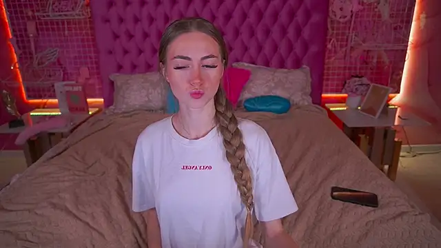 GoGoDream online show from 29, 11, 2025