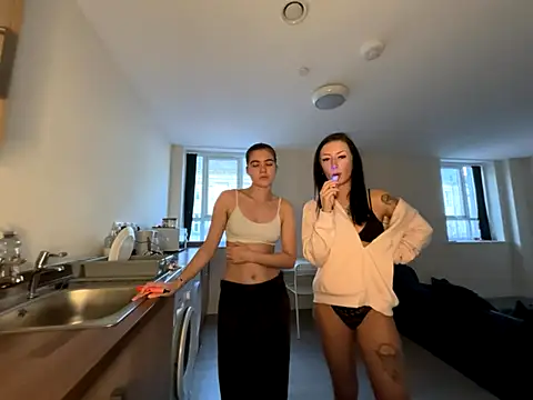 Lucy-XXX- online show from 18, 11, 2025