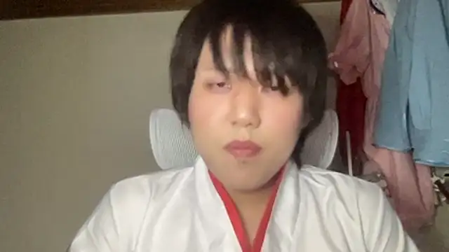 Snapshot of nuu1_221 chatting on 31, 10, 2025 nuu1 221 online show from 31, 10, 2025