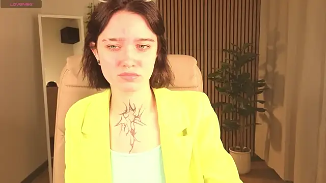 Snapshot of Elastikisss chatting on 10, 10, 2025 Elastikisss online show from 10, 10, 2025