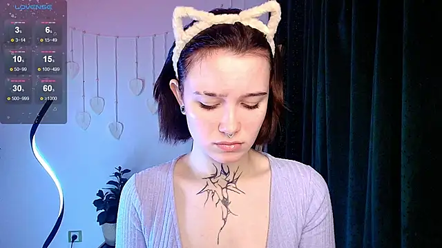 Snapshot of Elastikisss chatting on 13, 10, 2025 Elastikisss online show from 13, 10, 2025