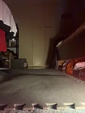 SecondHornyLife online show from 20, 4, 2026