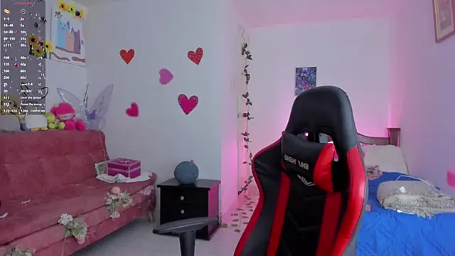 SophieLAmour online show from 28, 9, 2025