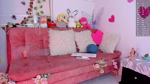 SophieLAmour online show from 10, 10, 2025