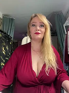 Snapshot of Sweet-blonde chatting on 22, 6, 2026 Sweet-blonde online show from 22, 6, 2026