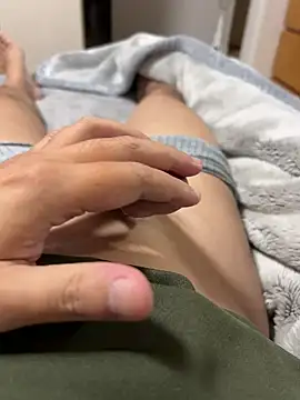 Snapshot of kazuma0708_jp chatting on 19, 10, 2025 kazuma0708 jp online show from 19, 10, 2025