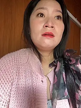 violet-00 online show from 23, 10, 2025