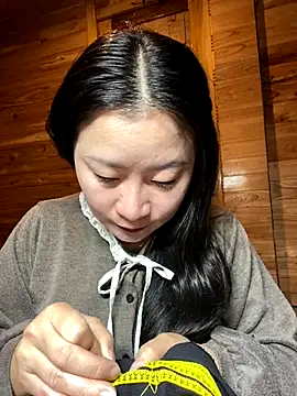 violet-00 online show from 17, 12, 2025