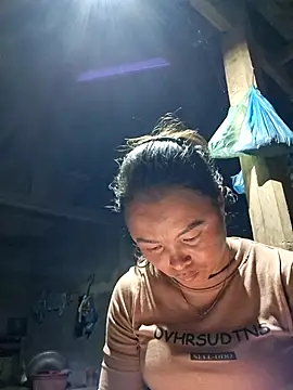 xuxulovezz online show from 15, 10, 2025