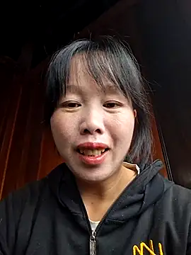 helenzz online show from 4, 12, 2025