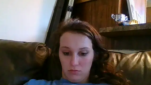 Snapshot of brunettebabexo3 chatting on 3, 11, 2025 brunettebabexo3 online show from 3, 11, 2025