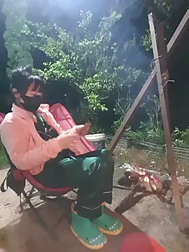 Snapshot of Helen-Tran chatting on 26, 10, 2025 Helen-Tran online show from 26, 10, 2025