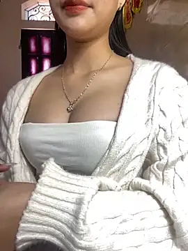 Linh247380 online show from 17, 12, 2025