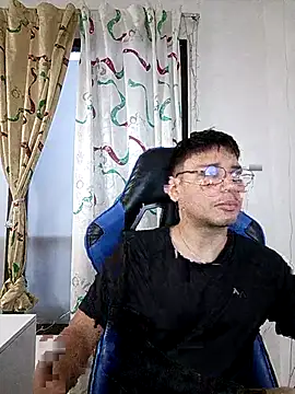 marcuswildx online show from 20, 11, 2025