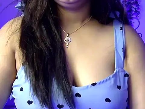 Aaliya02 online show from 9, 4, 2026