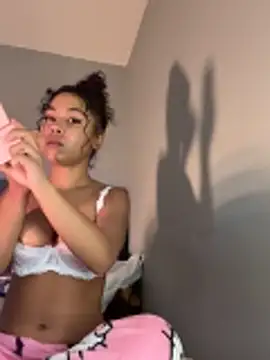 OliviaAshhh online show from 13, 11, 2025