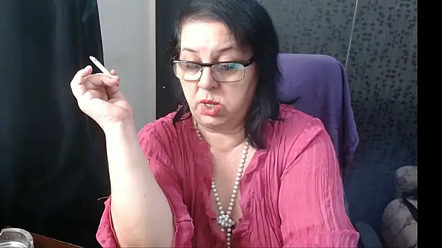 MissSanjanne online show from 9, 1, 2025