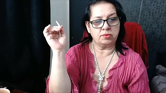 MissSanjanne online show from 2, 2, 2025