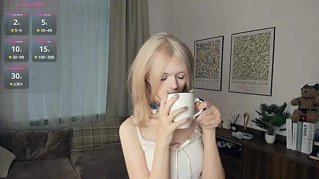 LaureMestler online show from 22, 11, 2025