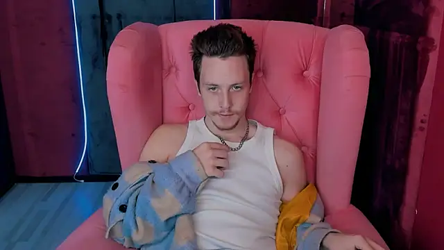 LeoMooree online show from 6, 11, 2025