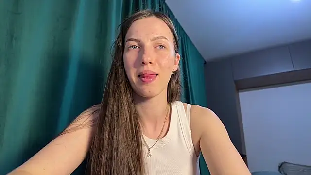 Snapshot of Prettyyy_Angel chatting on 6, 7, 2026 Prettyyy Angel online show from 6, 7, 2026