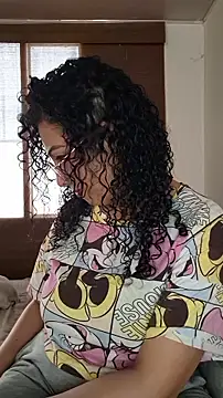 Snapshot of LondonHilton chatting on 18, 2, 2026 LondonHilton online show from 18, 2, 2026