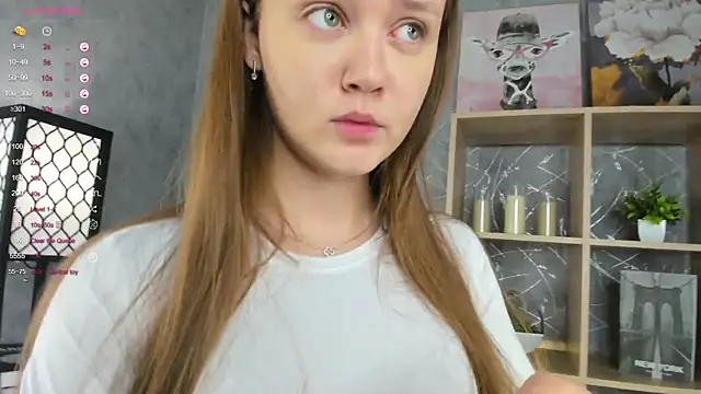 Snapshot of ElenoreReth chatting on 19, 11, 2025 ElenoreReth online show from 19, 11, 2025