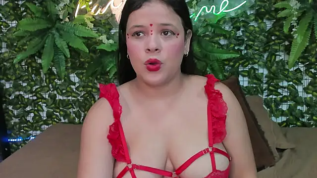 Snapshot of SofiaaBigBoobs chatting on 4, 10, 2025 SofiaaBigBoobs online show from 4, 10, 2025