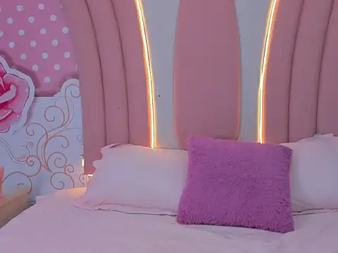 Snapshot of SofiaaBigBoobs chatting on 22, 11, 2025 SofiaaBigBoobs online show from 22, 11, 2025